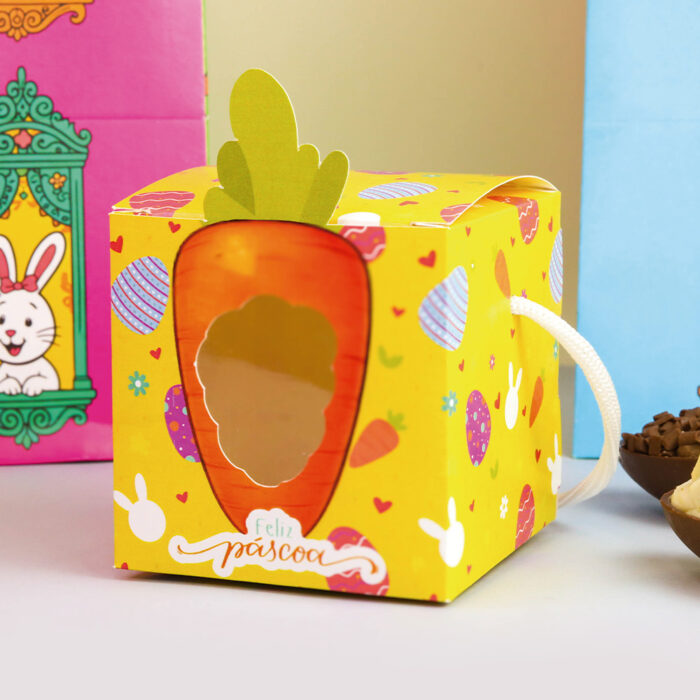 2cd0aa75c9e20fbdd3f08b0130d779b1.jpg Caixa para Doces Diversos com visor e alça, Cenoura - 10un - Imagem 1