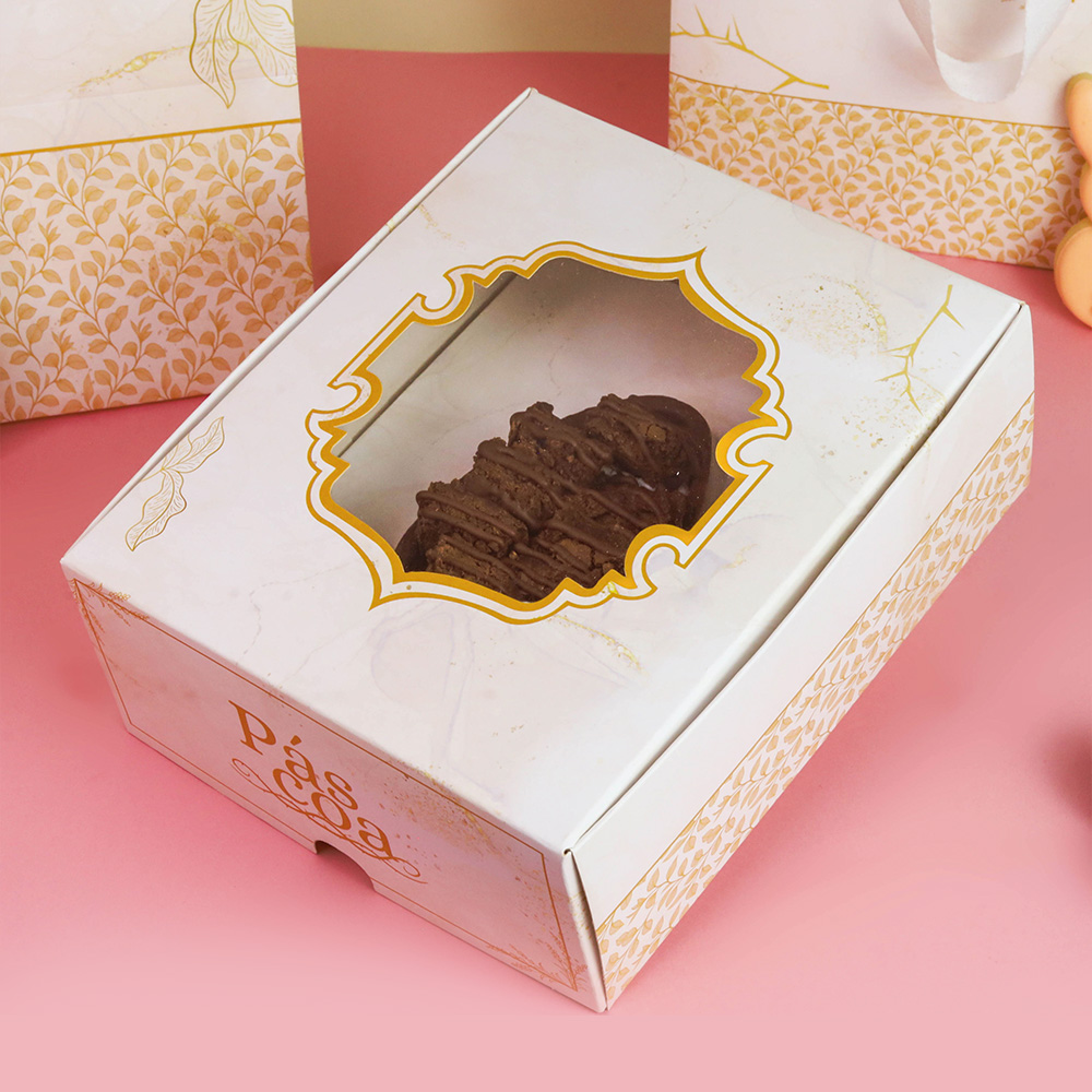 545c2b6dc52f3619498047a89aeb57f0.jpg Caixa para 1 Ovo 250gr com visor, AURORA - 10un - Imagem 1