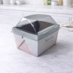 Forma Forneável para bolo com tampa PLOC, Aquarela - 25un - Imagem 2