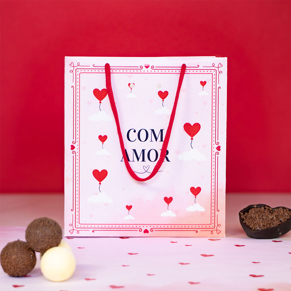 c126f15cd2fa8383189f37e3a2e1d418.jpg Sacola de papel para Presente P, COM AMOR - 10un - Imagem 1