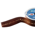 Fita de Cetim Feito Com Amor, Marrom 38 mm - Rolo 50mt - Imagem 2
