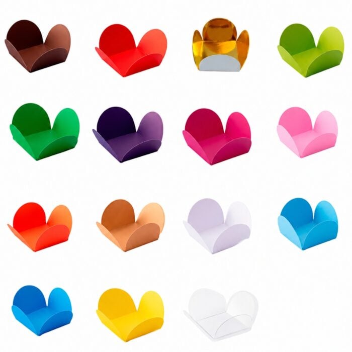 d2f70c33768627f92063cc1355a0b41a.jpg Forminha de Doce 4 Pétalas - Cores Diversas - Pct c/ 50un - Imagem 1